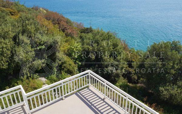 Croatia Makarska Riviera waterfront house for sale with garden