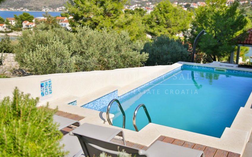 Croatia Rogoznica area sea view large villa for sale