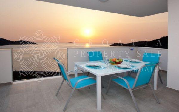 Croatia Rogoznica area villa for sale with pool