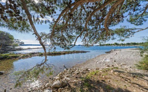 Croatia Sibenik Riviera beachfront villa for sale with pool and private beach