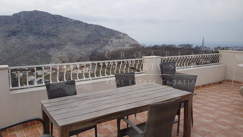 Croatia Split area stone villa with pool for sale and sea view