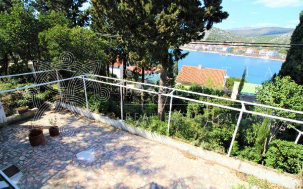 Croatia Trogir Riviera cozy house for sale with garden and sea view