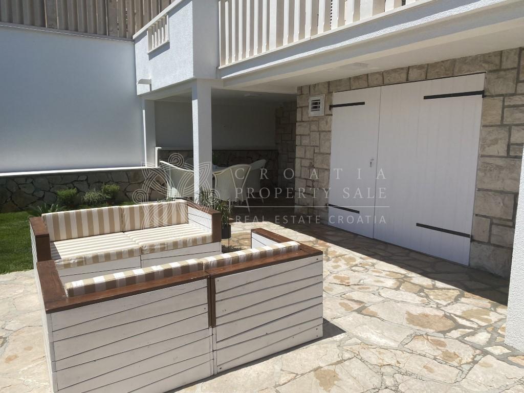 Croatia island Brac sea view house with pool for sale
