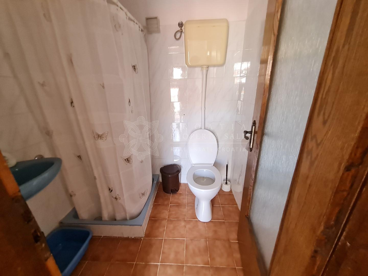 Croatia island Solta house near beach for sale