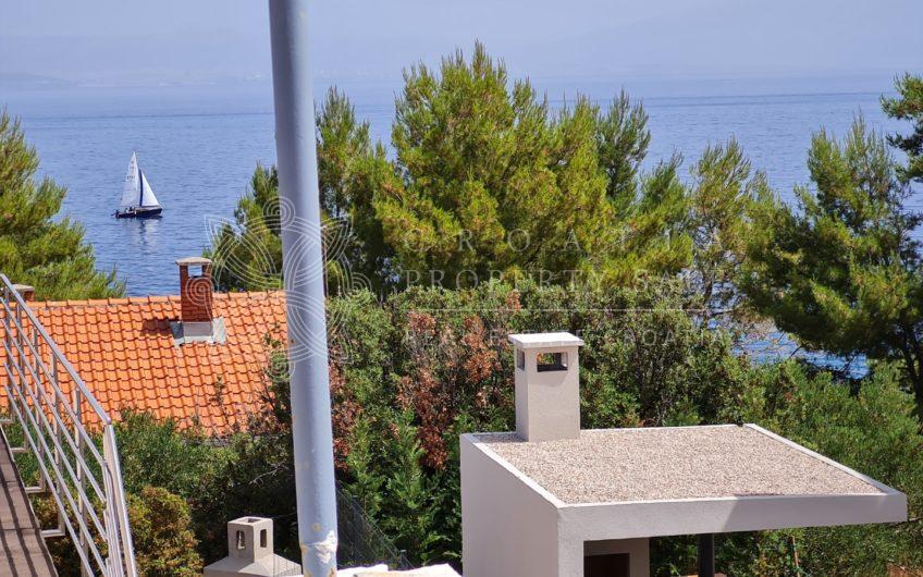 Croatia island Solta house near beach for sale