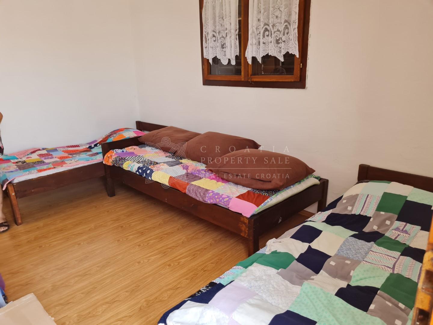 Croatia island Solta house near beach for sale