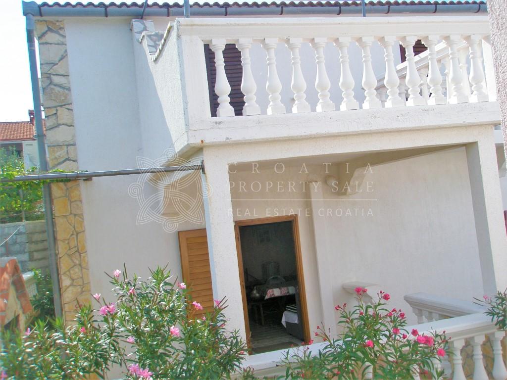 Croatia island Solta house near beach for sale