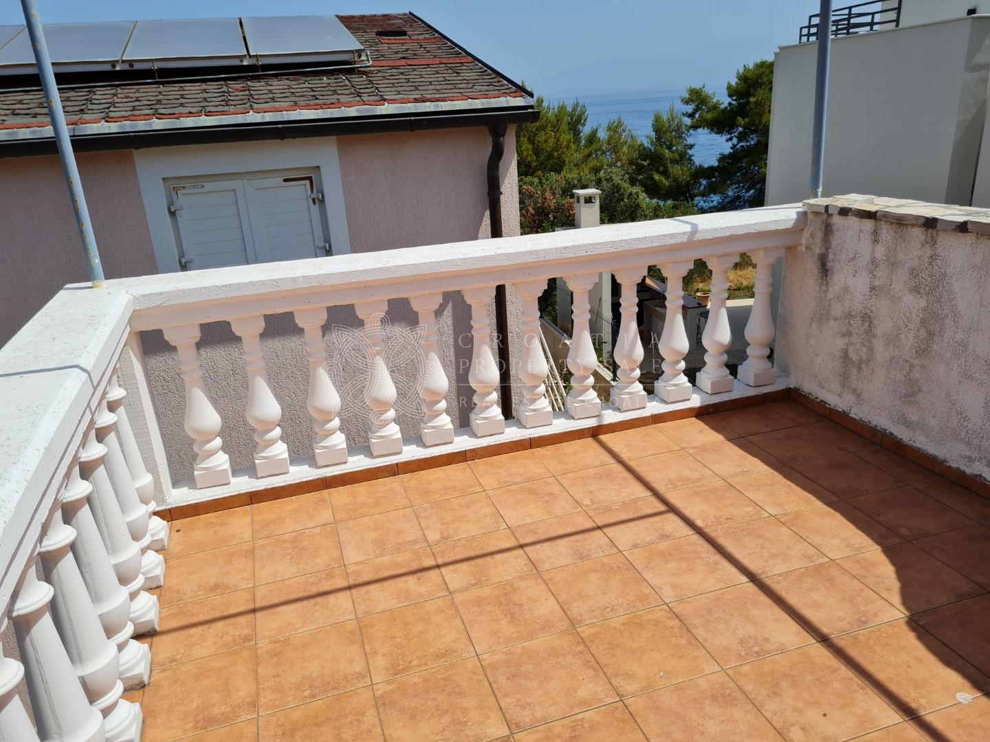 Croatia island Solta house near beach for sale