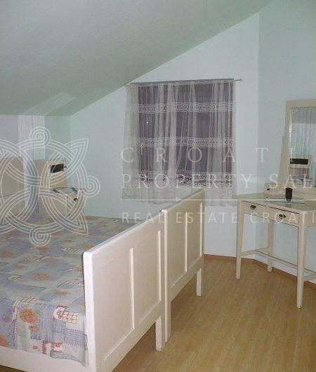 Croatia Peljesac house for sale in greenery