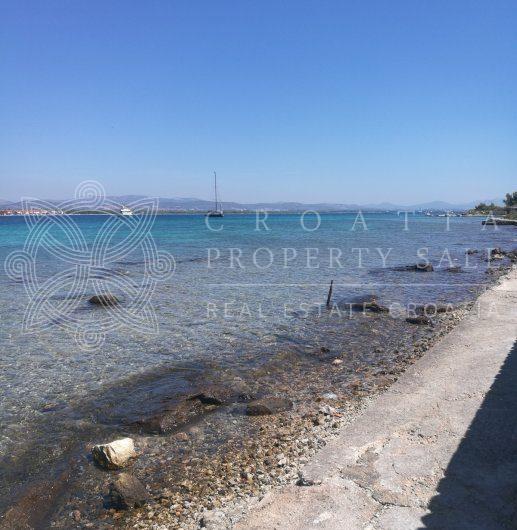 Croatia Sibenik area Waterfront house with large land for sale