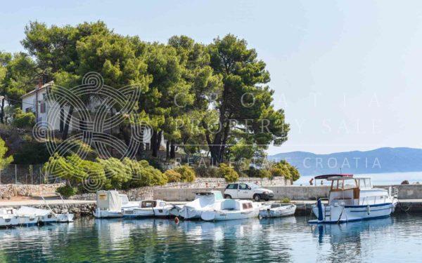 Croatia Zadar area island Waterfront villa for sale
