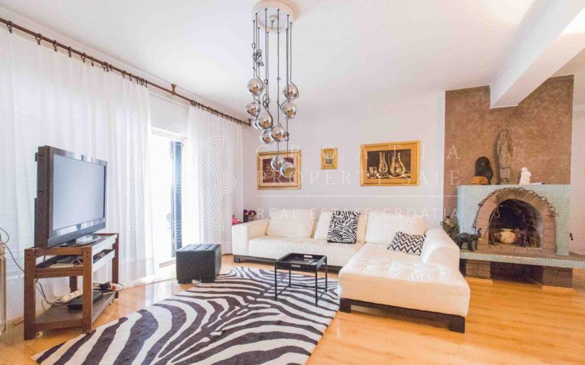 Croatia Zadar area Waterfront villa for sale