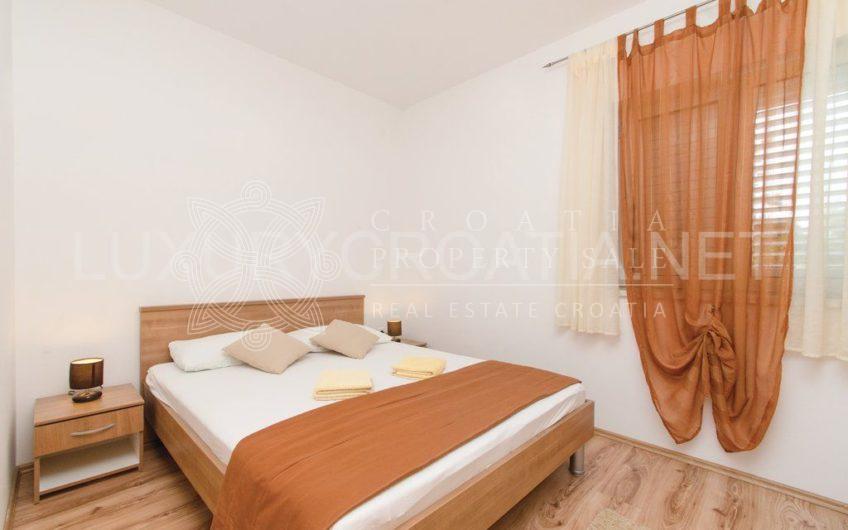 Croatia island Korcula seafront house with pool for sale