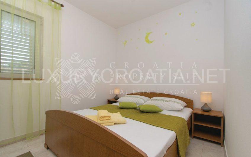 Croatia island Korcula seafront house with pool for sale