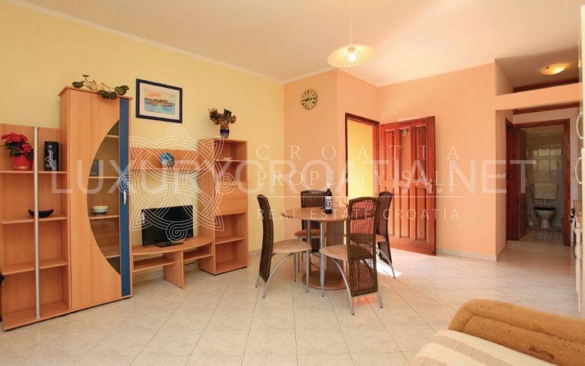 Croatia island Korcula seafront house with pool for sale