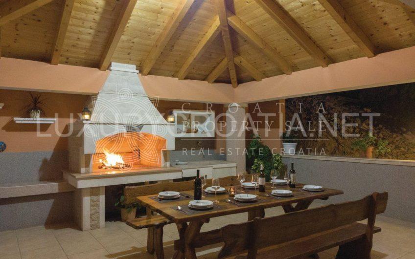 Croatia island Korcula seafront house with pool for sale