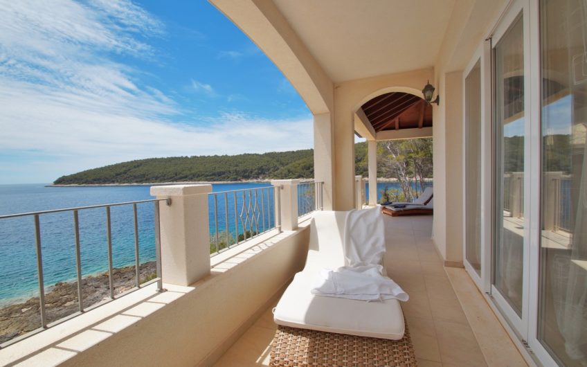 Croatia Korcula island frontline villa for sale directly on the beach