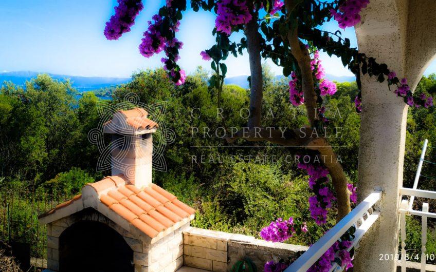 Croatia Solta island house by the sea for sale