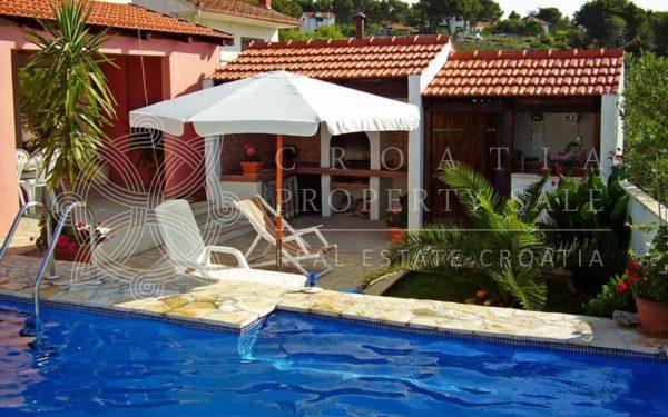 Croatia Solta island villa with pool by the sea for sale
