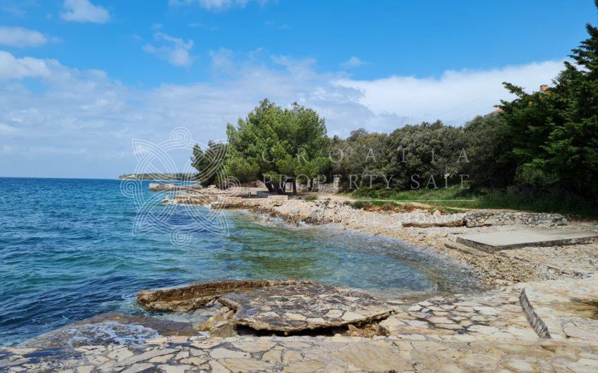 Croatia Zadar area house for sale close to front line