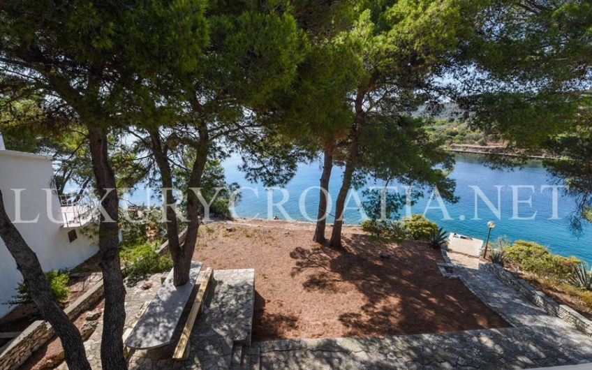 Croatia island Zadar area waterfront villa for sale