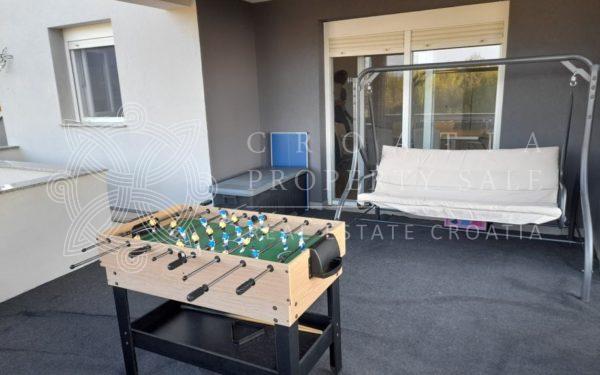 Croatia Zadar area new house for sale with sea view and 4 apartments