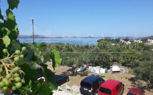 Croatia Murter area large house for sale with 11 apartments