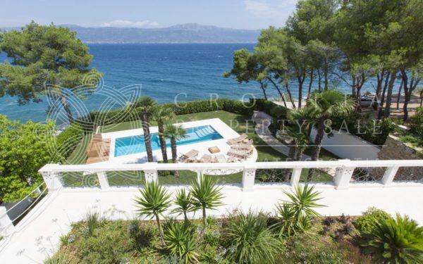 Croatia Trogir waterside luxury residence with pool for sale