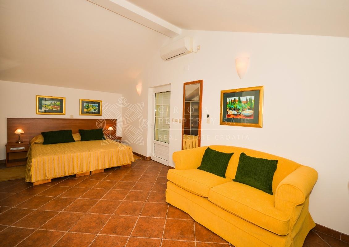 Croatia Cavtat area seafront villa for sale in private bay