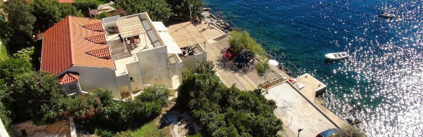 Croatia Cavtat area seafront villa for sale in private bay