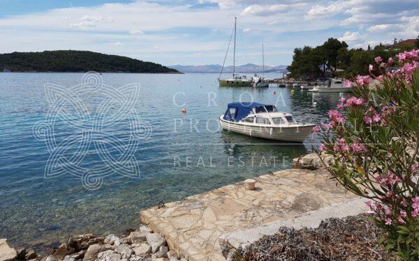 Croatia real estate for sale on the waterfront Solta island