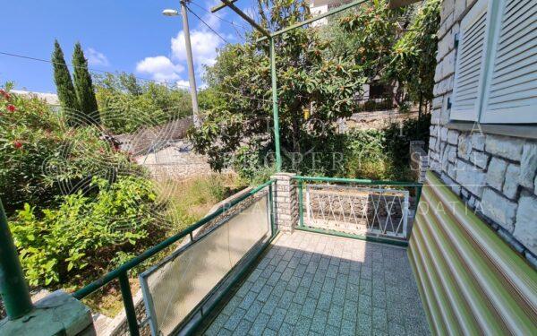 Croatia Solta island cozy waterfront house for sale