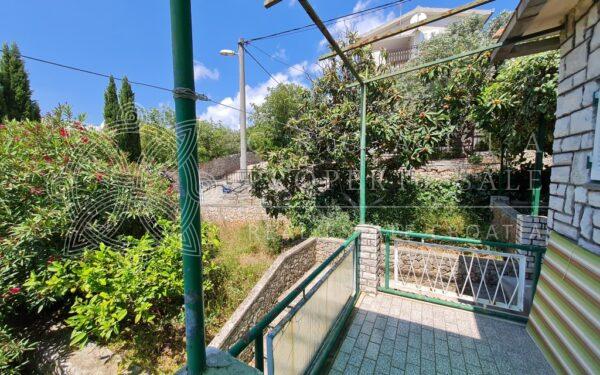 Croatia Solta island cozy waterfront house for sale