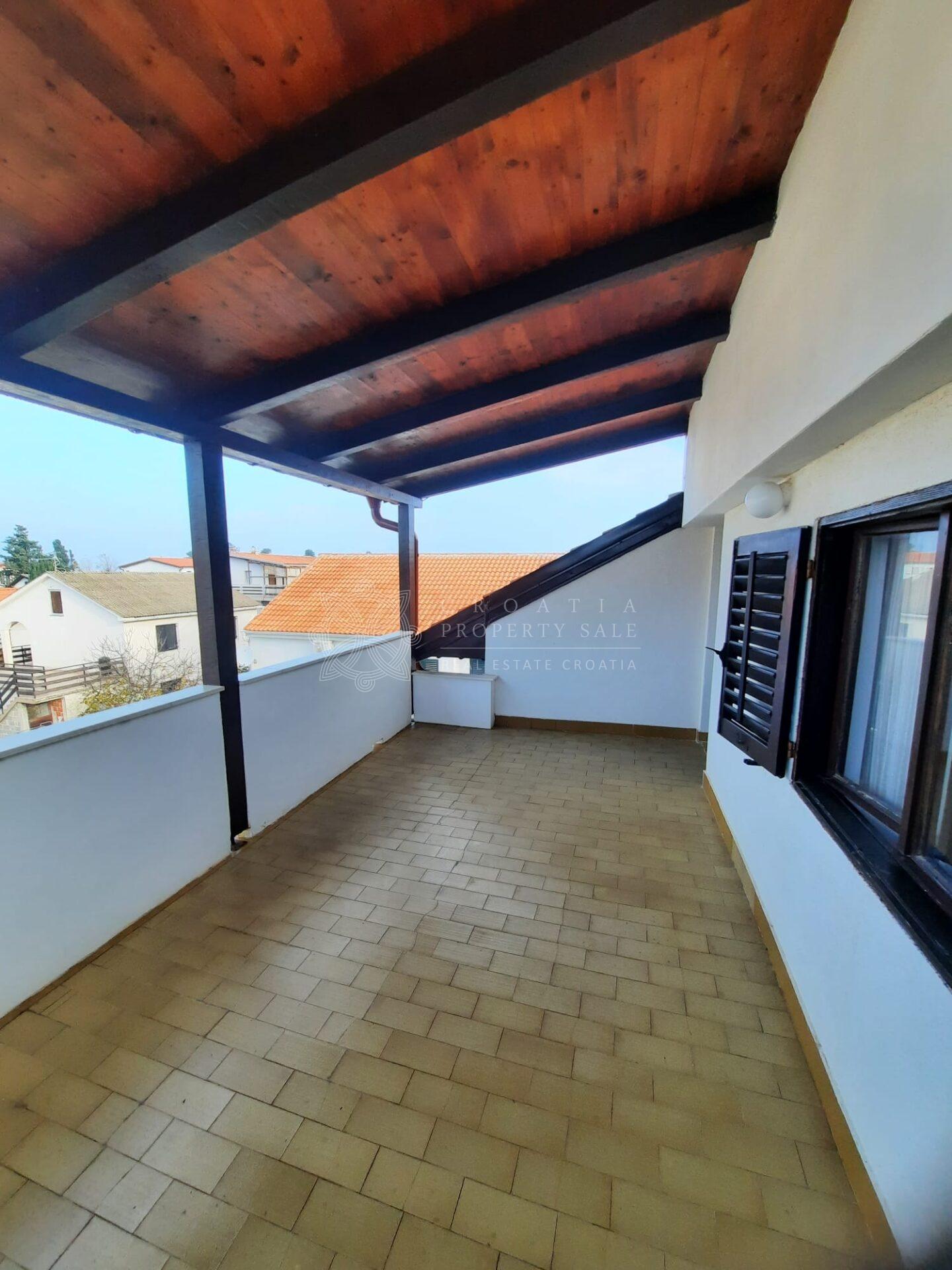 Croatia Nin Zadar large coastal house for sale