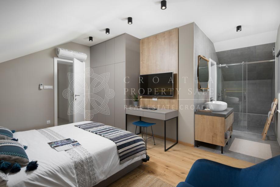 Croatia Zadar area seaside house for sale with pool