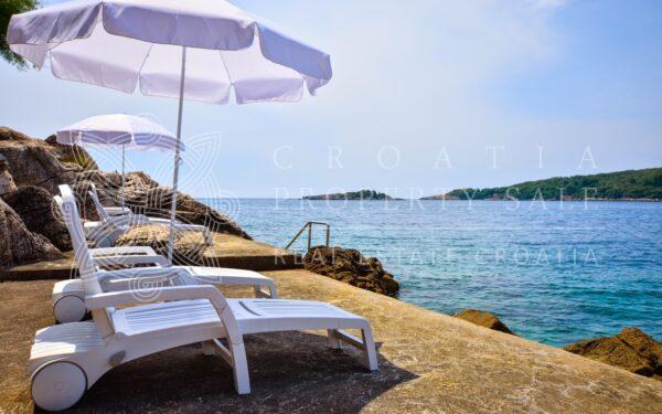 Croatia Cavtat Dubrovnik area luxury waterfront villa for sale