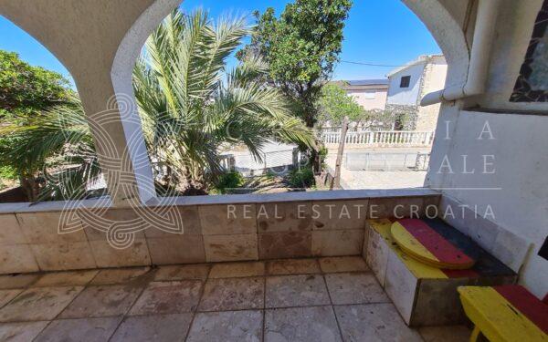 Croatia Solta island house on beachfront for sale