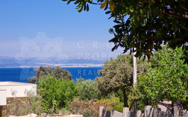 Croatia Solta island house on beachfront for sale