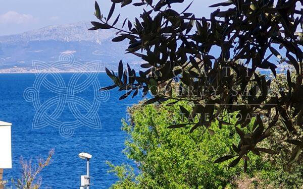 Croatia Solta island house on beachfront for sale