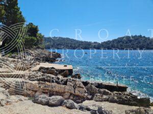 Exceptional house by the sea on island Korcula 